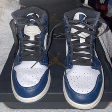 Air Jordan 1 Mid