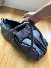 Phil & Teds Newborn Cocoon Bassinet Black & Grey. Excellent condition