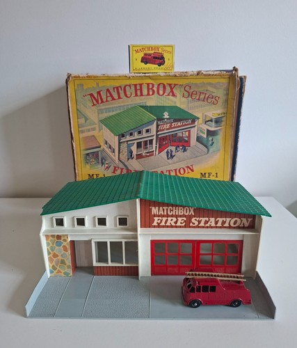 Matchbox fire station - fire, &