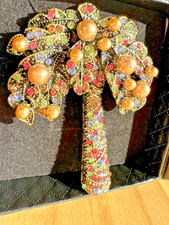 Coconut Palm Tree Brooch –