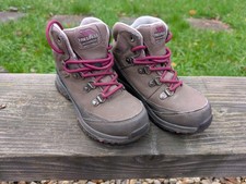Kids Hiking Boots - Leather -
