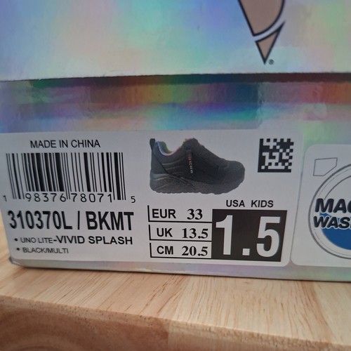 Skechers worn once - skechers,