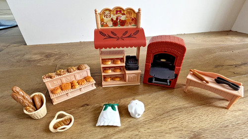 Sylvanian families bakery shop - families,