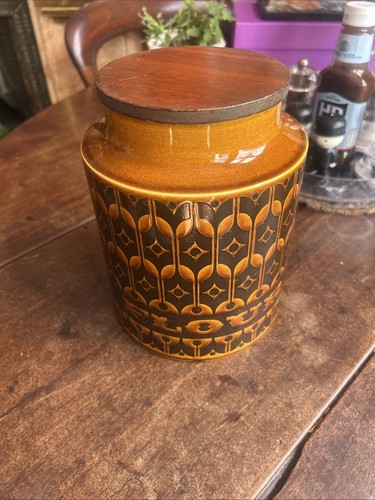 Hornsea heirloom flower jar - hornsea,