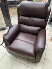 Bergen Petite Riser Recline Chair - Soft Leather - brown - very good condition