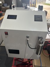 Hydrogen engine carbon cleaner