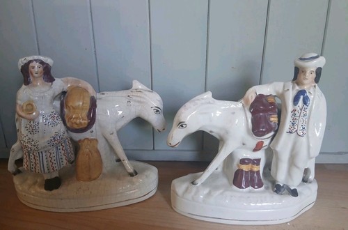 Pair figures sand - , “sand