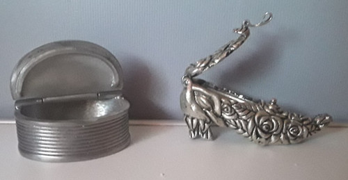 Trinket pill box - trinket,