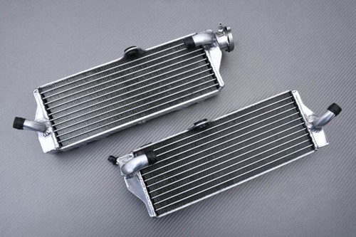 Right left racing water - left,