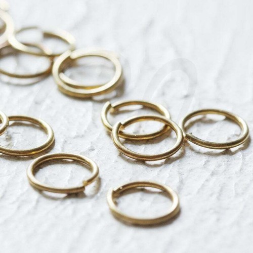 100 pieces raw brass - pieces,