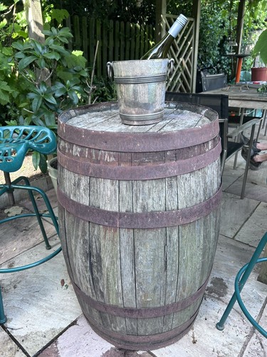 Large whiskey oak barrel - large,