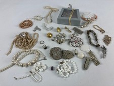 554g broken lot necklaces - broken,