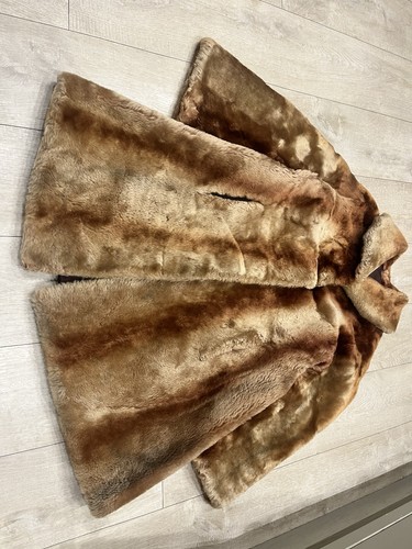 Beaverstown fur coat - beaverstown, l