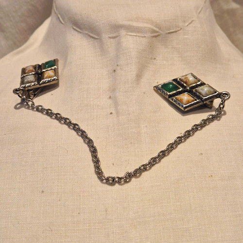 Vintage sweater clip or - vintage,