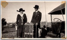 Vintage 1920s Black & White