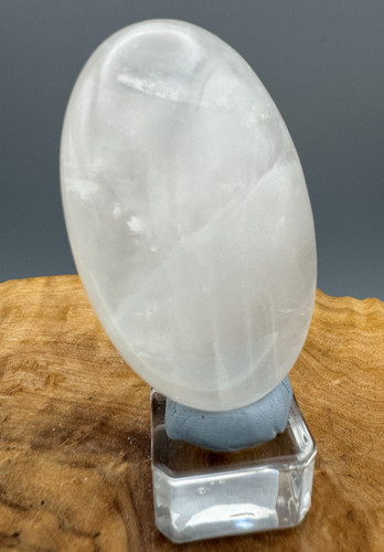 Crystal palmstone quartz - crystal, palm
