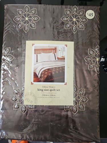 Beautiful embroidered king - embroidered,