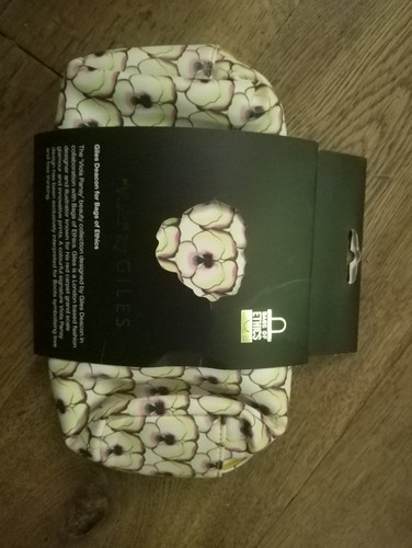 Giles deacon viola - deacon, by