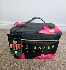 Ted Baker Blissful Moments