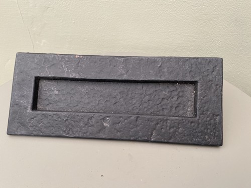 Cast iron letterbox letter - cast,