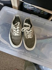 VAN'S World Skateboard Shoe PRO. In Good Condition Size Mens/womens UK 4/US 5.