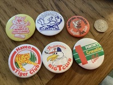 Vintage Holiday Club badges x