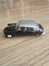 Black 1959 Citroen DS 19
