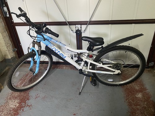 Halfords oceana bike - halfords,