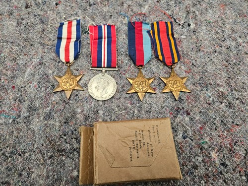 Ww2 medals group - medals,