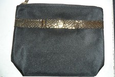 GREAT  GIFT AVON BLACK MAKE UP