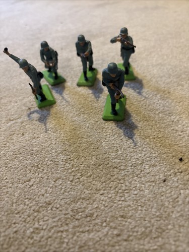 Squad deetail german - squad,