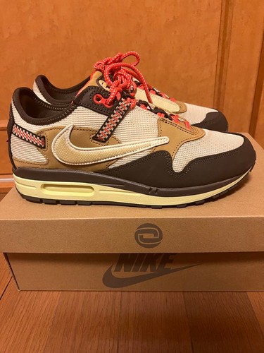 Nike air max - air, travis