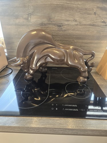Very large ceramic bull - large,