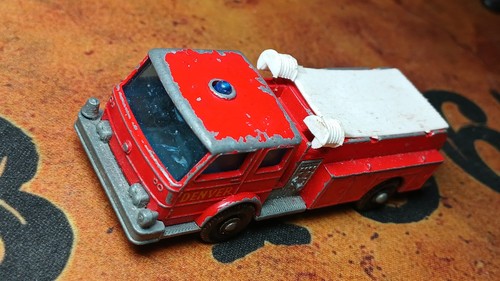 Fire pumper truck 29 - fire, no