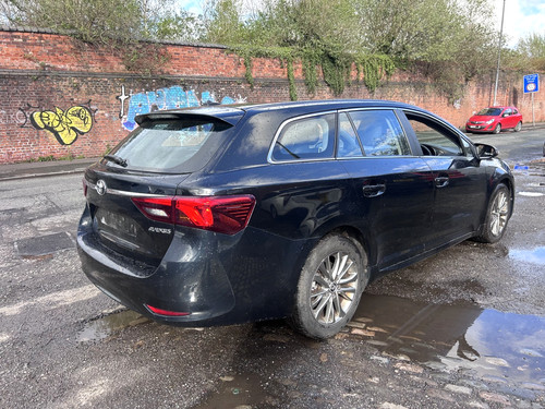 Toyota avensis mk3 2009 - toyota, 2009-2018