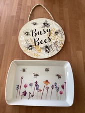 Busy Bees bee sign and tray