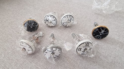 Shabby chic clock - shabby, black