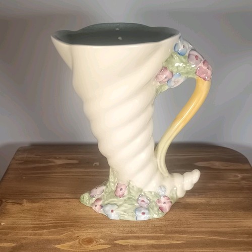 Clarice cliff cornucopia vase - cliff,