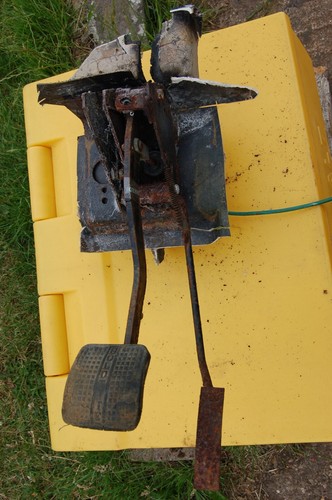 Reliant scimitar gte - -, pedal