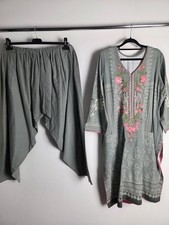 Grey Khaddar Salwar Kameez