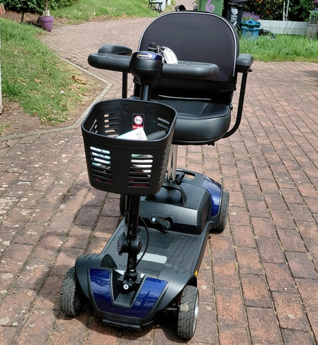 Electric wheel mobility - electric, 4-wheel