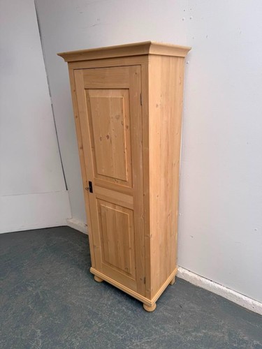 Cracking antique old - /,