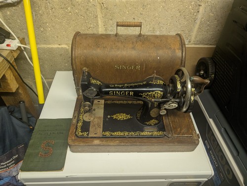 Singer 28k sewing - , machine
