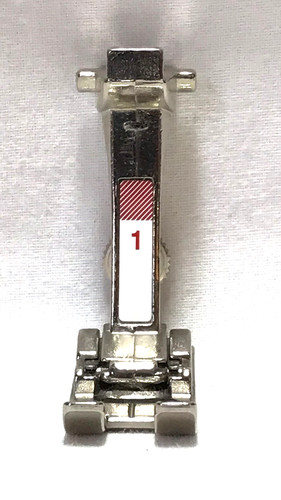 Bernina reverse pattern foot - pattern,