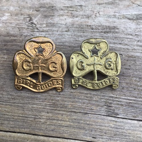 Vintage metal girl guides - 2x,