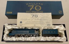 Hornby R2684 LNER 4-6-2 A4 Class Loco 4468 Mallard Gold 70th Limited Edition