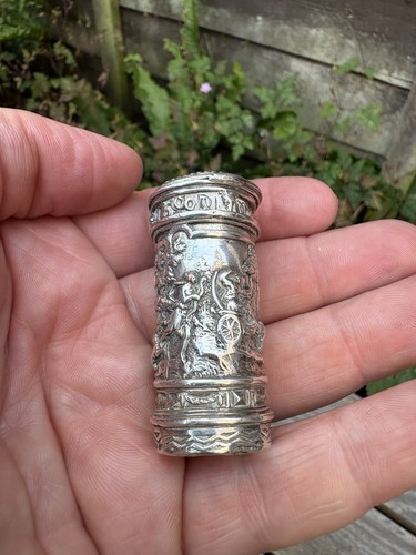 Antique hunting scene vesta - scene,