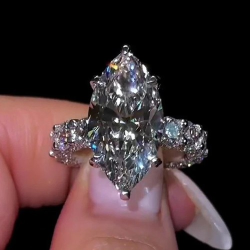Marquise cut real - 5.00, ct