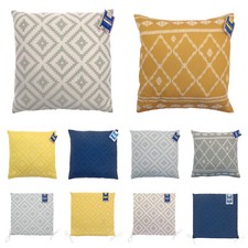 Outdoor Cushion Water