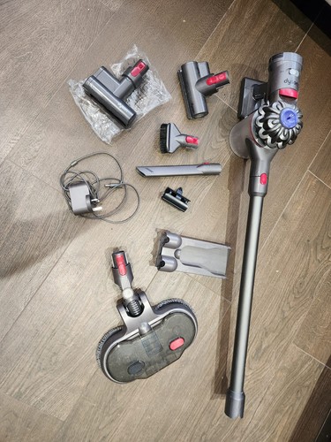 Dyson cordless stick vacuum - cordless,